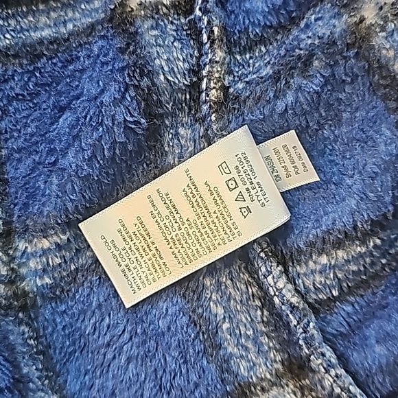 Tommy Bahama Bathrobe - Picture 6 of 7